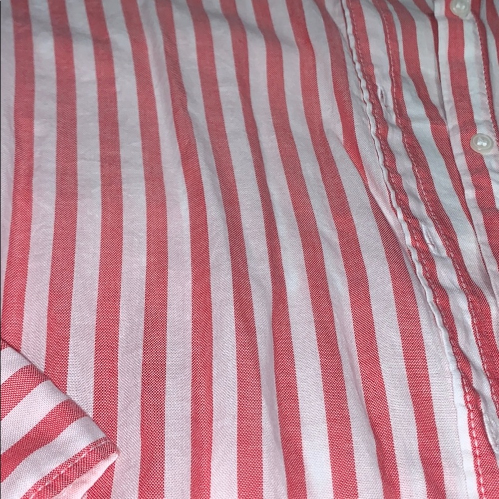 Button up - Picture 2 of 2